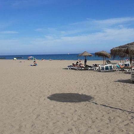 Apartamento De 2 Dormitorios, Gran Terraza, Vistas Al Mar Cerca Playa Carvajal Беналмадена Екстериор снимка