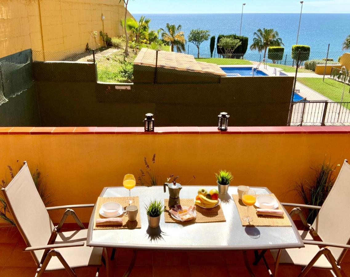 Apartamento De 2 Dormitorios, Gran Terraza, Vistas Al Mar Cerca Playa Carvajal Беналмадена Екстериор снимка