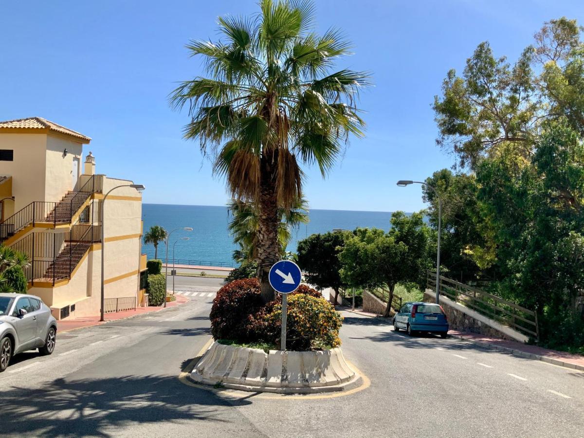 Apartamento De 2 Dormitorios, Gran Terraza, Vistas Al Mar Cerca Playa Carvajal Беналмадена Екстериор снимка