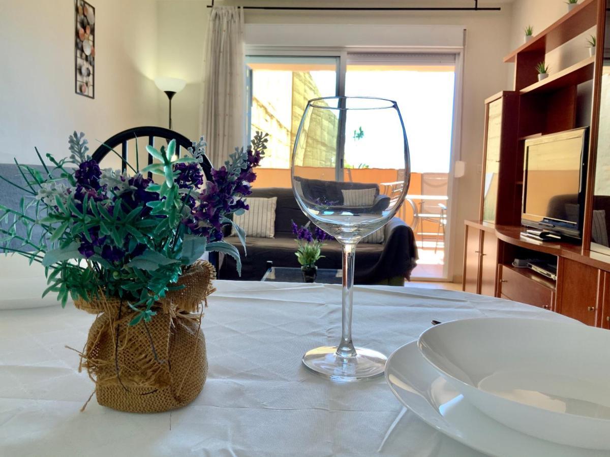 Apartamento De 2 Dormitorios, Gran Terraza, Vistas Al Mar Cerca Playa Carvajal Беналмадена Екстериор снимка