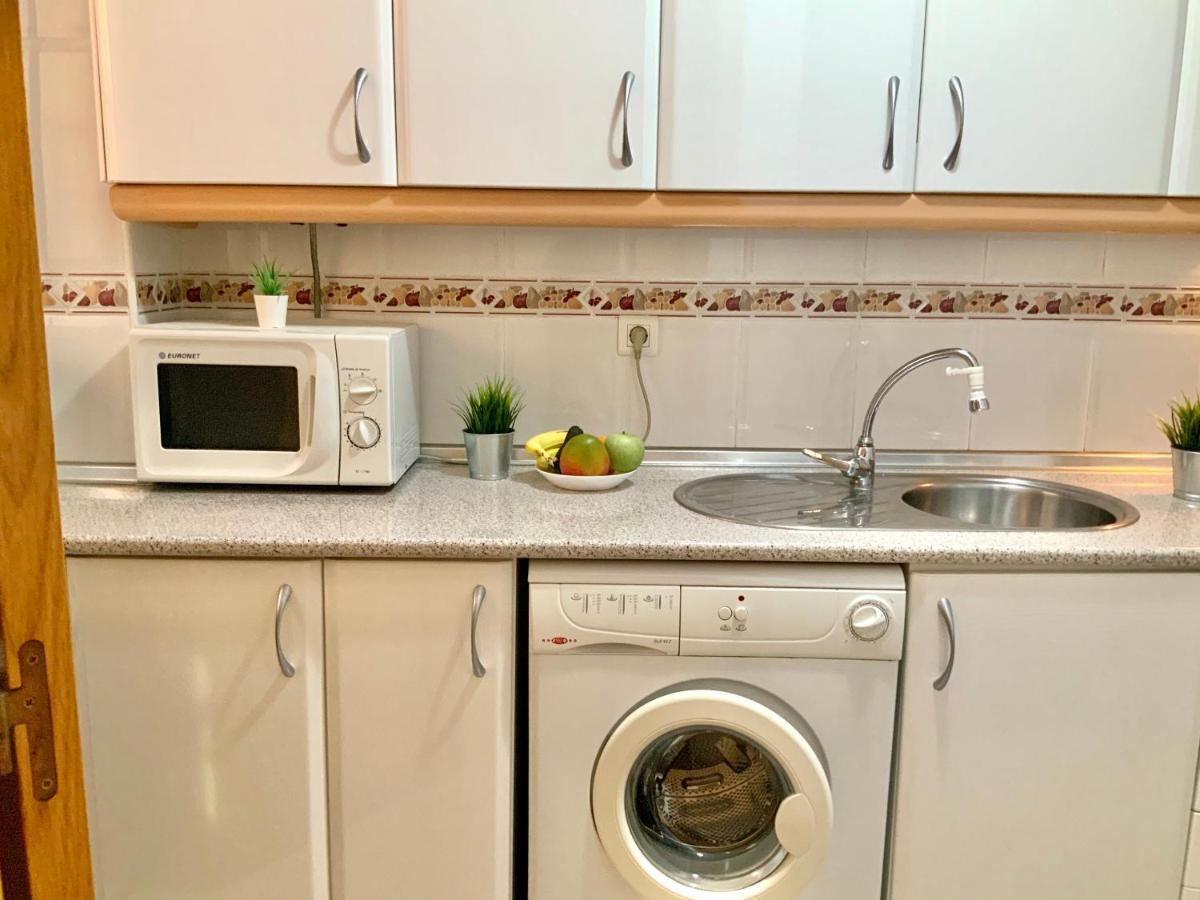Apartamento De 2 Dormitorios, Gran Terraza, Vistas Al Mar Cerca Playa Carvajal Беналмадена Екстериор снимка