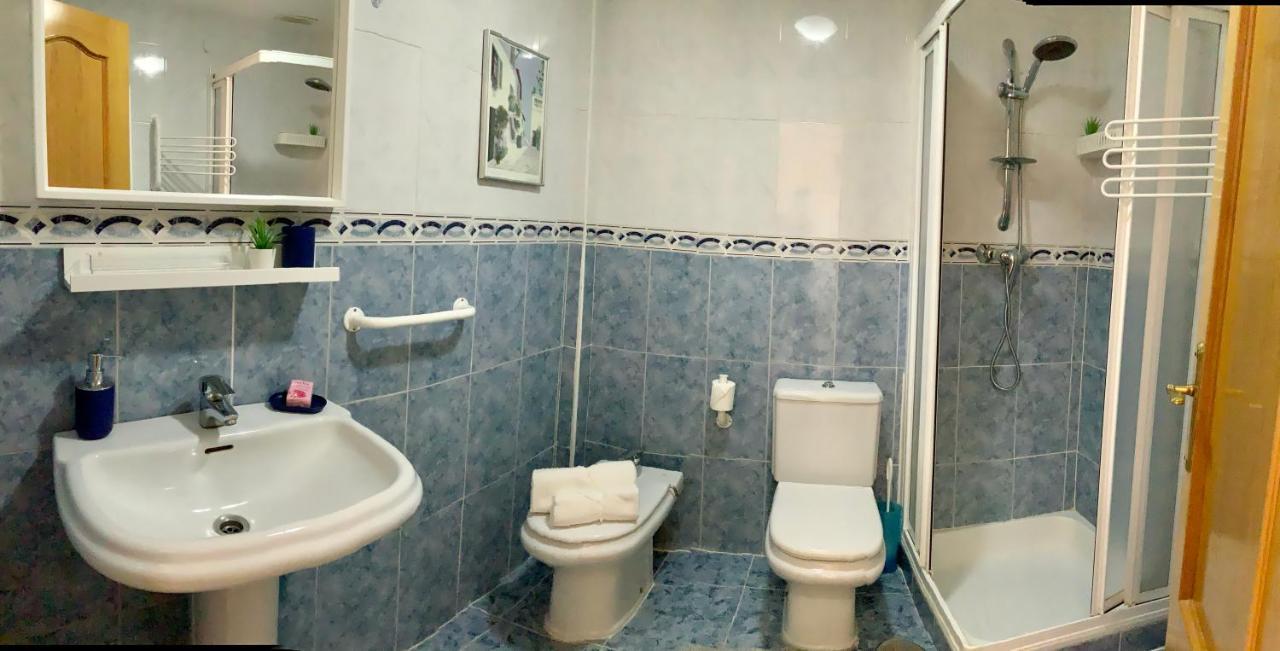 Apartamento De 2 Dormitorios, Gran Terraza, Vistas Al Mar Cerca Playa Carvajal Беналмадена Екстериор снимка