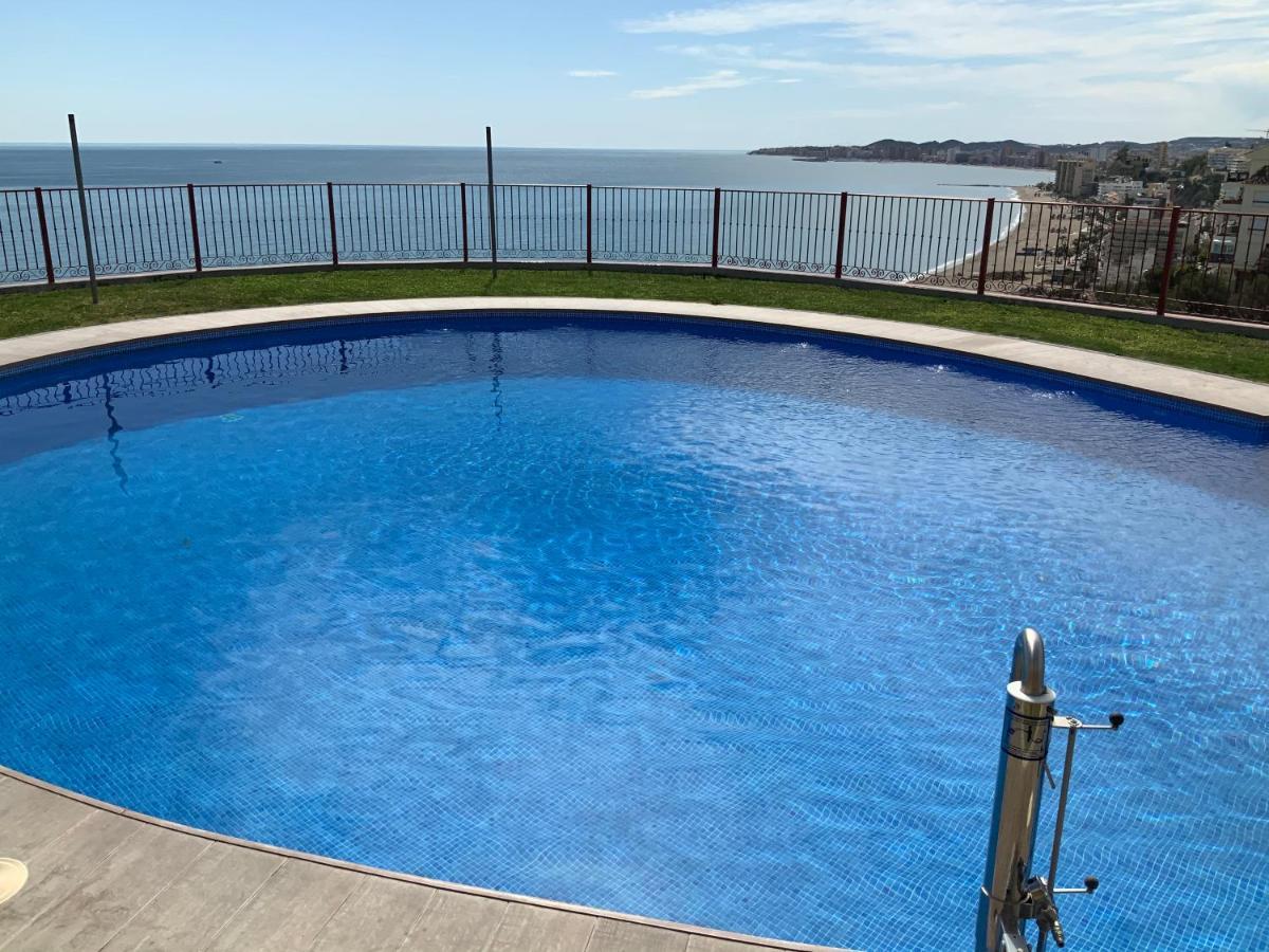 Apartamento De 2 Dormitorios, Gran Terraza, Vistas Al Mar Cerca Playa Carvajal Беналмадена Екстериор снимка
