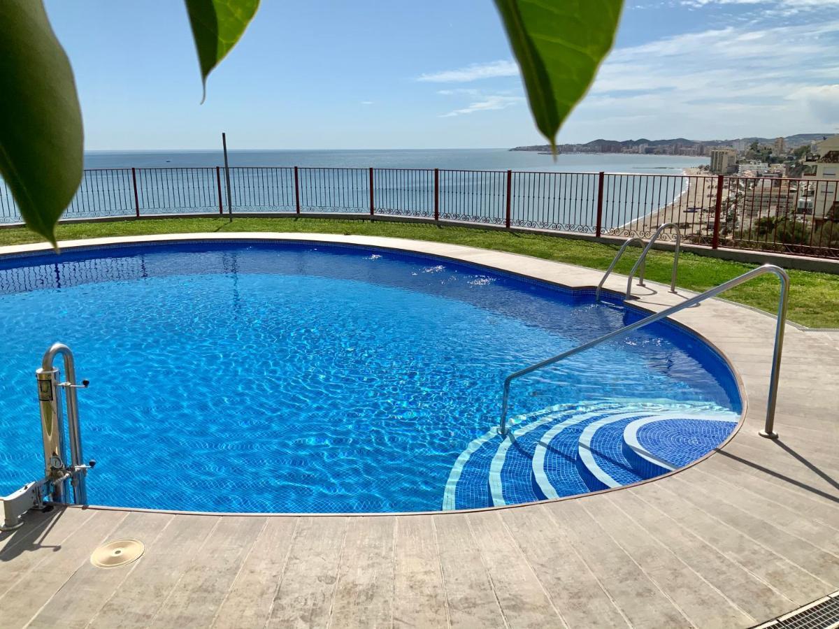 Apartamento De 2 Dormitorios, Gran Terraza, Vistas Al Mar Cerca Playa Carvajal Беналмадена Екстериор снимка